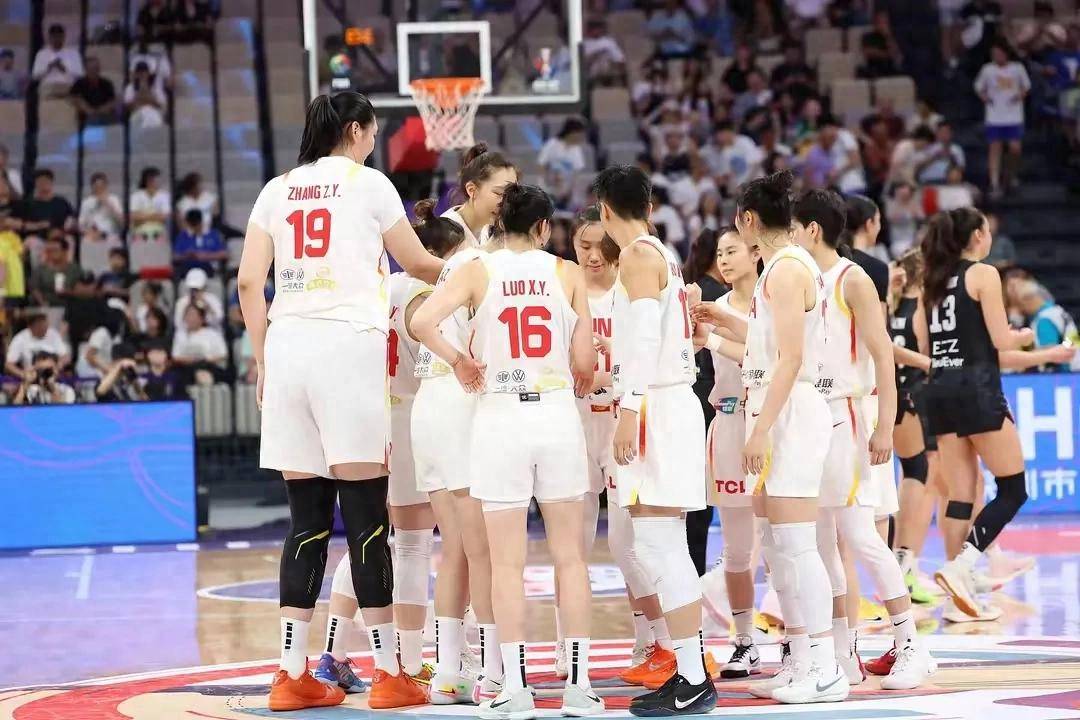 爱游戏网页版登录入口-亚洲杯篮球赛上演精彩对决，各队实力均衡的简单介绍
