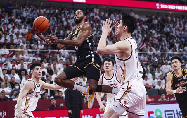 爱游戏官网入口-欧洲豪门对抗激烈，强者脱颖而出！的简单介绍