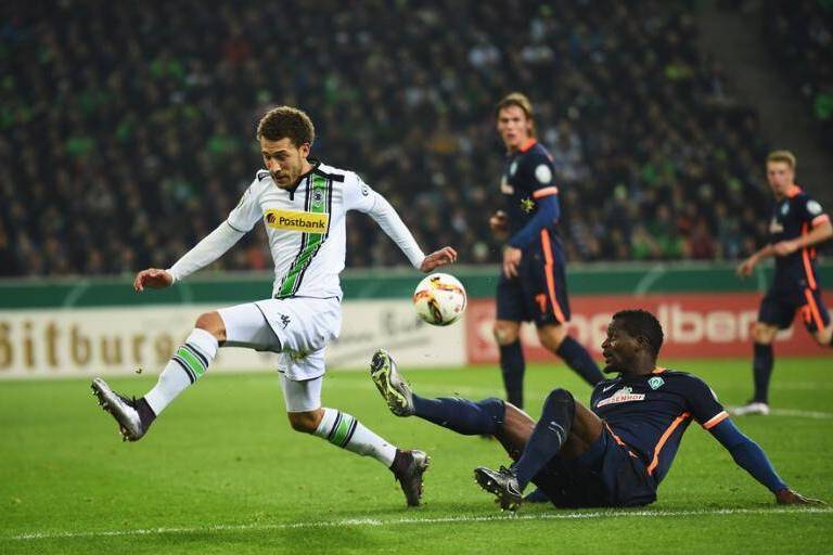 爱游戏网页版入口-云达不莱梅客场遭遇门兴格拉德巴赫的围攻，遗憾失利的简单介绍