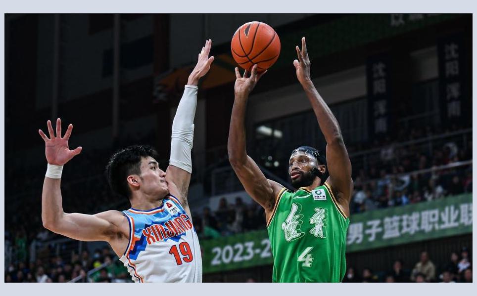 爱游戏官网-紧张对决拉开帷幕，火箭队赢得开门红