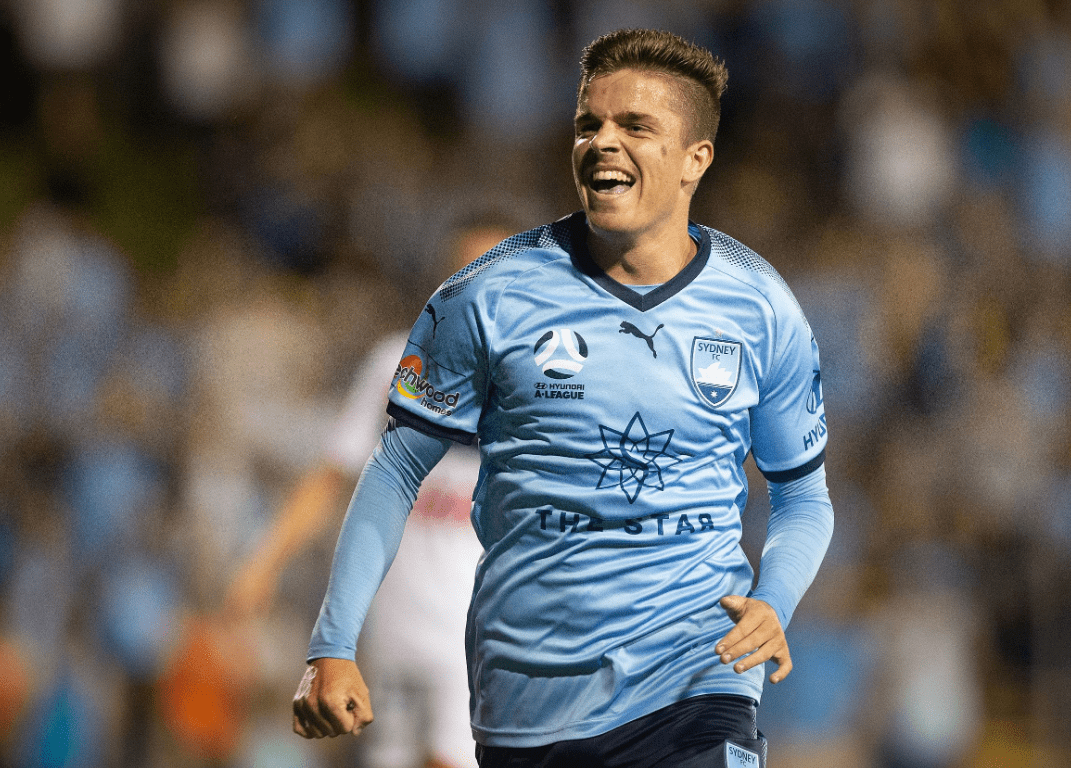 爱游戏在线登录-主场作战无功而返，柏林赫塔陷入低迷期的简单介绍