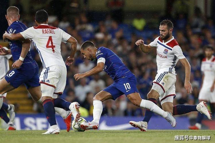 包含雷恩击败摩纳哥，取得关键三分赛季目标一步步实现的词条