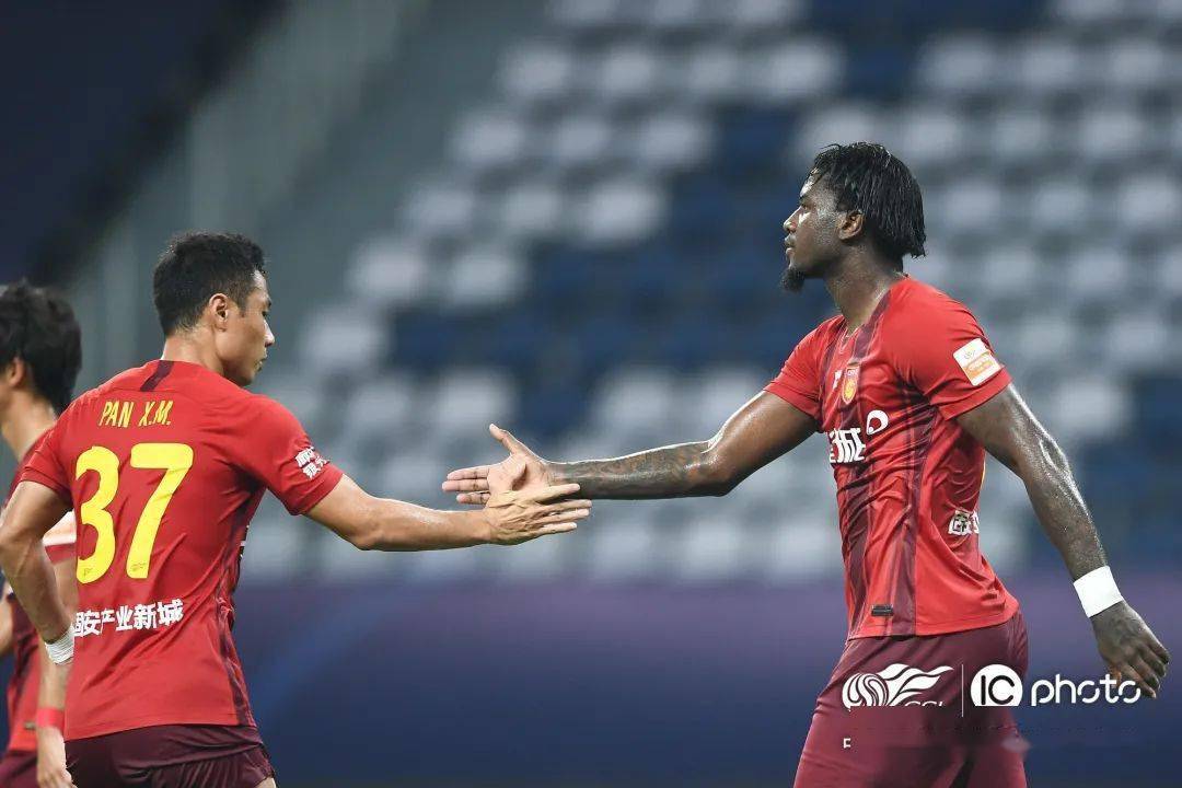 爱游戏在线登录-天津泰达对阵河北华夏幸福，力争夺胜！