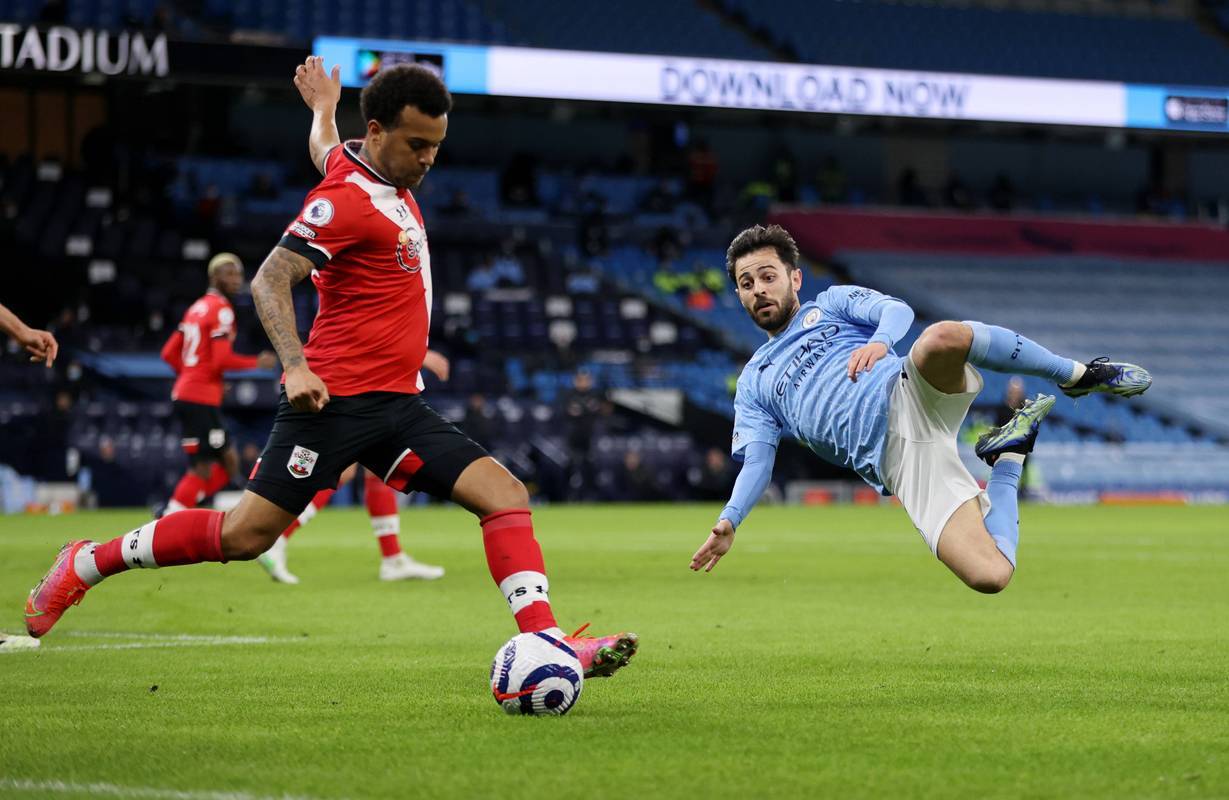 爱游戏登录-埃弗顿战胜切尔西，继续表现强势