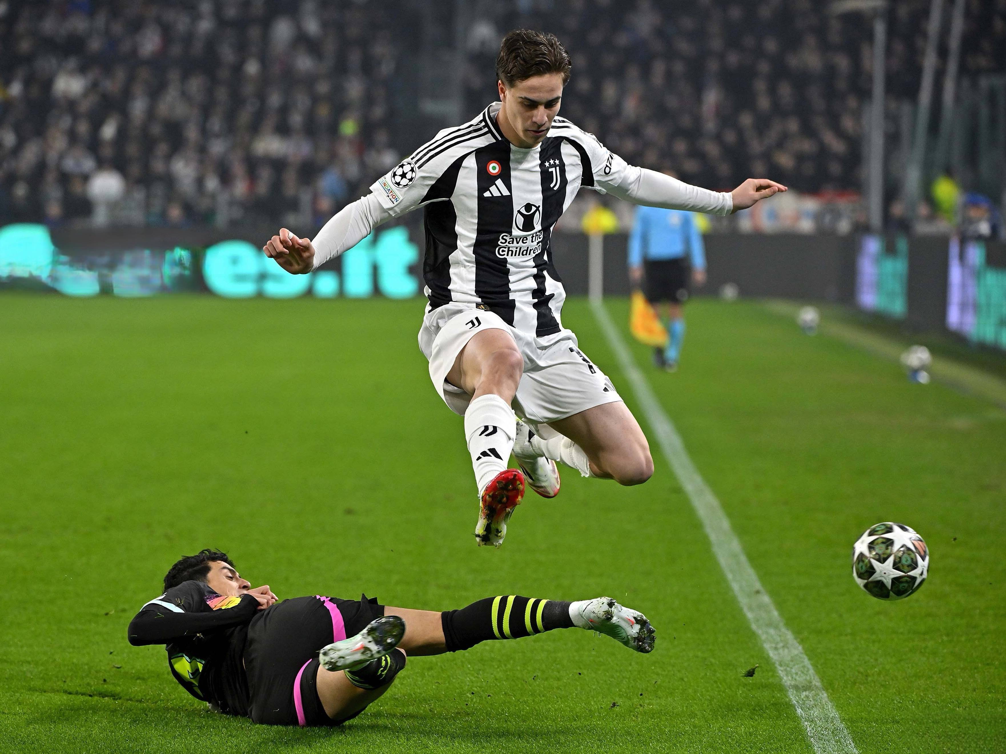 关于阿贾克斯险胜保加利亚，跻身欧冠淘汰赛的信息