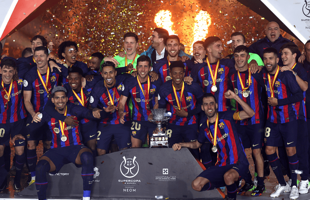 爱游戏网页版入口-巴塞罗那再度大获全胜，冲向榜首！的简单介绍