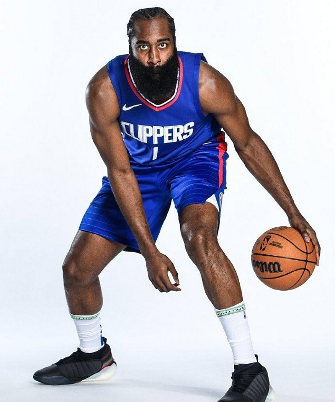 爱游戏app下载-火箭客场惊险取胜马刺：哈登绝杀