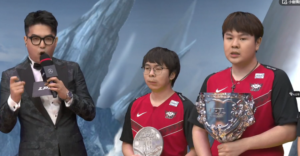 伯明翰城全力备战，决心争取全胜斩获尊崇的简单介绍