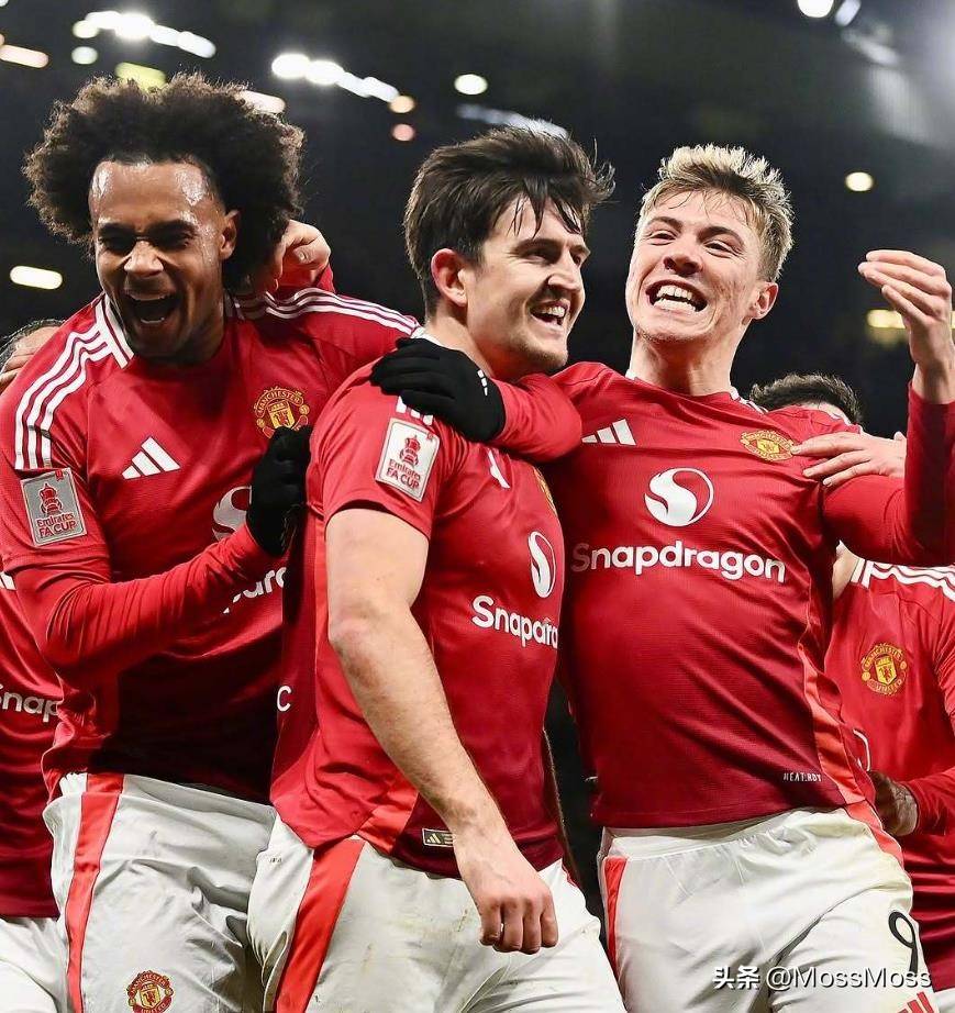 曼联新援表现抢眼，球队雄心壮志的简单介绍